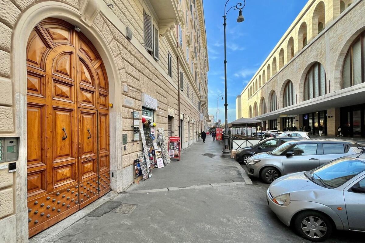 Rome Arena - Exclusive Apartment In Roma Termini Dış mekan fotoğraf